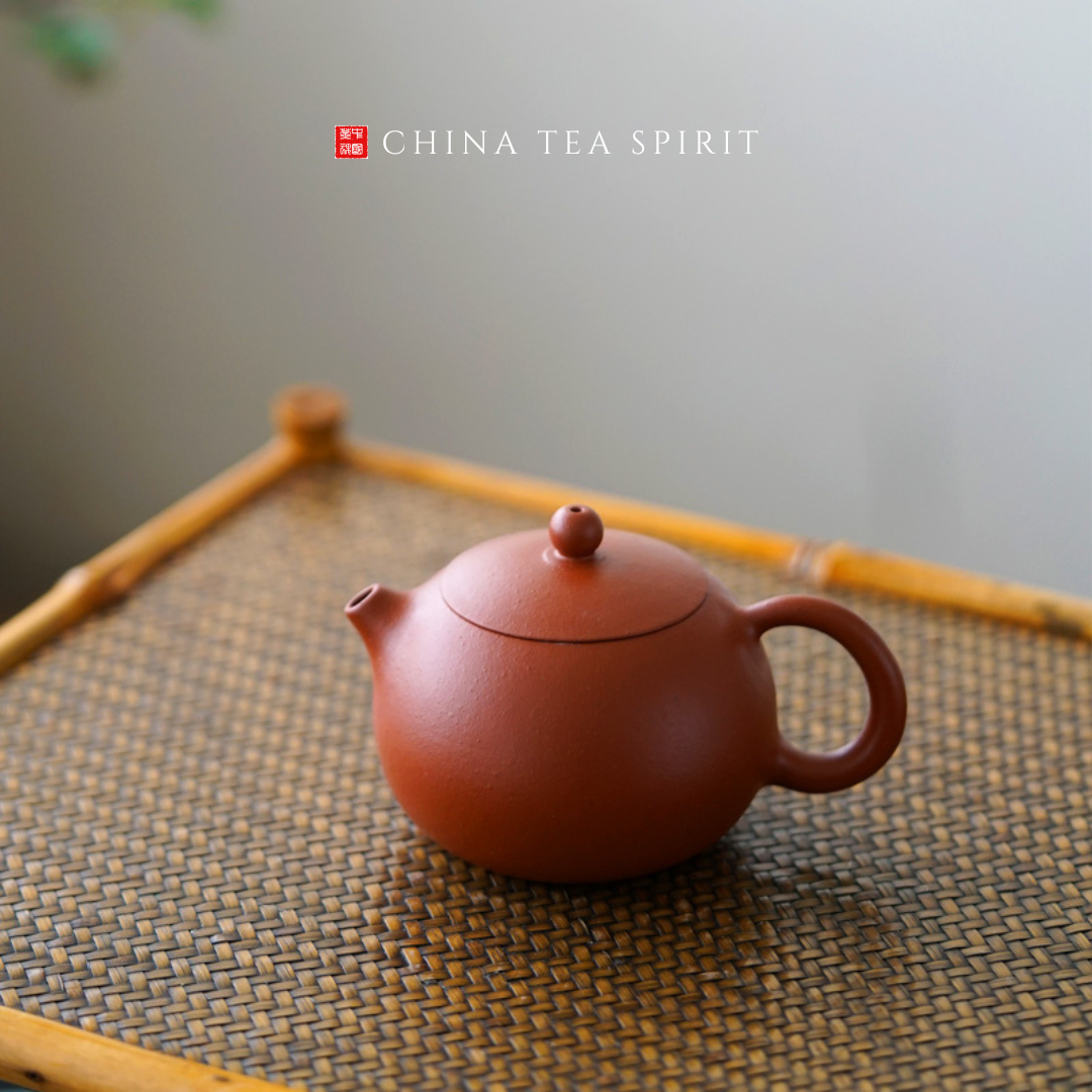 https://www.cnteaspirit.com/wp-content/uploads/2022/10/Zhuni-Xi-Shi-Yixing-Teapot-1.png