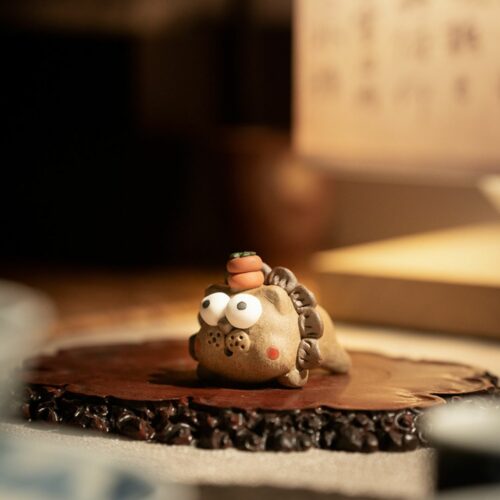 handmade-ceramic-cute-nerdy-baby-chinese-lion-tea-pet-1