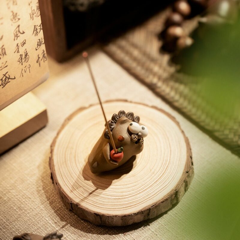 handmade-ceramic-cute-nerdy-baby-chinese-lion-tea-pet-2