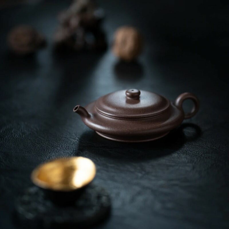 semi-handmade-zini-ming-yuan-xu-bian-100ml-yixing-teapot-6