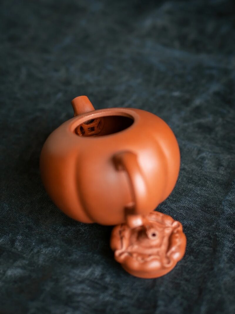 creative-xiao-hong-ni-persimmon-150ml-yixing-teapot-13