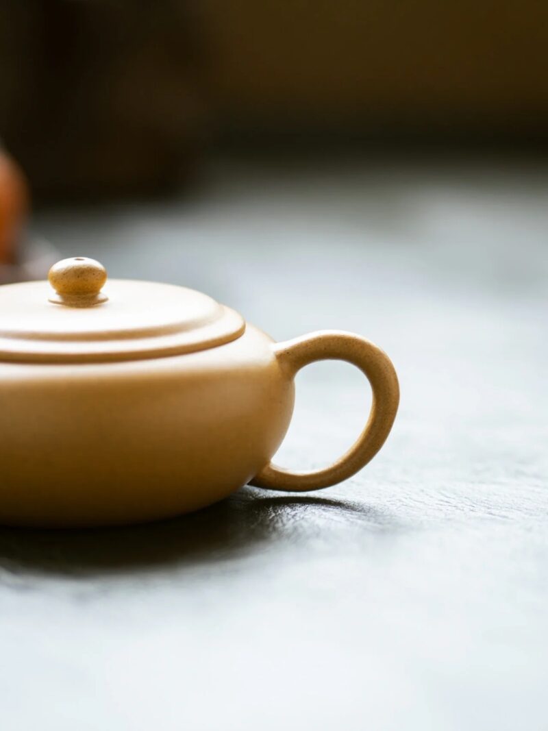 half-handmade-ben-shan-duanni-xiang-yu-140ml-yixing-teapot-11