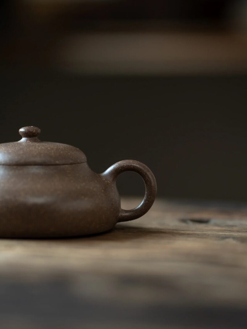 half-handmade-qing-hui-zini-jing-le-120ml-yixing-teapot-11