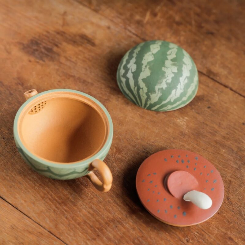 handmade-creative-duanni-watermelon-125ml-yixing-teapot-set-1