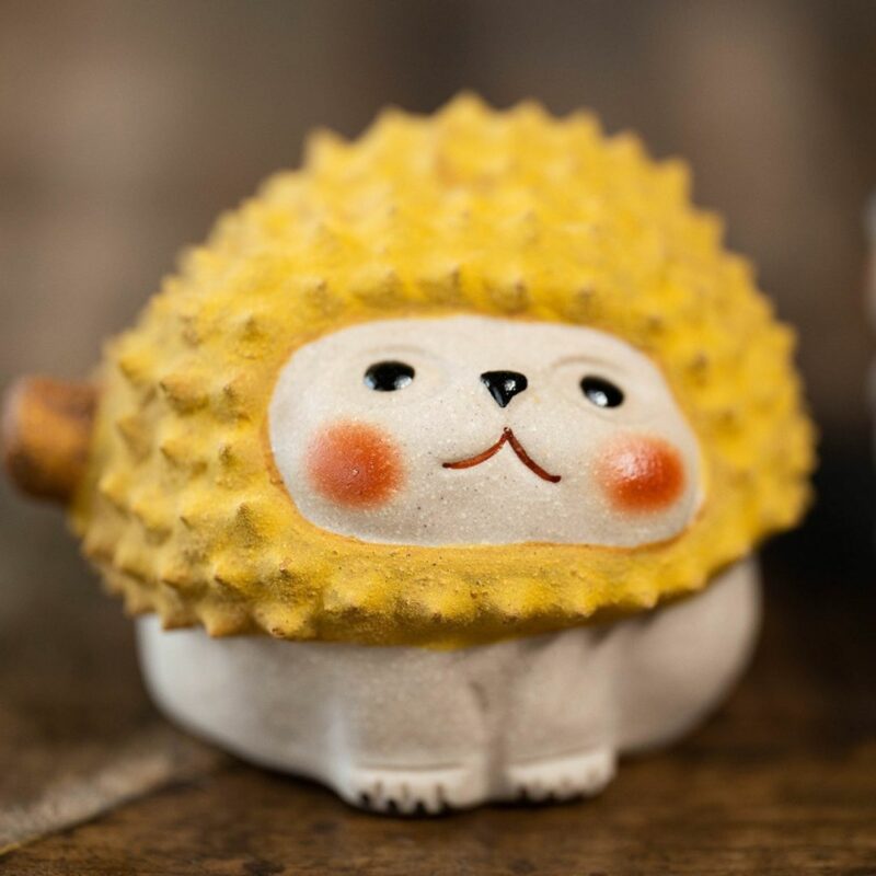 handmade-white-duanni-durian-cat-porcupine-tea-pet-8