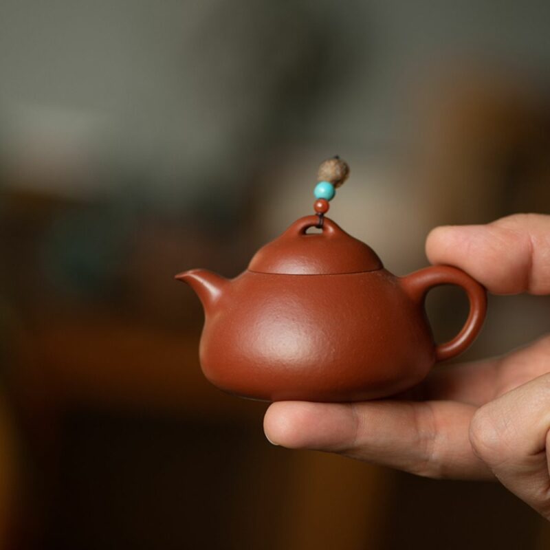 half-handmade-aged-zhuni-yu-piao-80ml-yixing-teapot-1