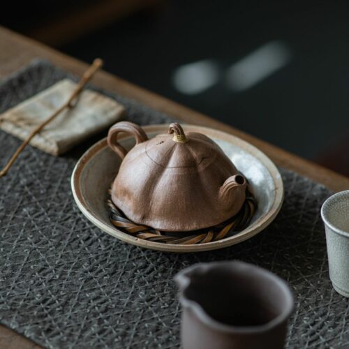 half-handmade-creative-duanni-lotus-pod-110ml-yixing-teapot-1