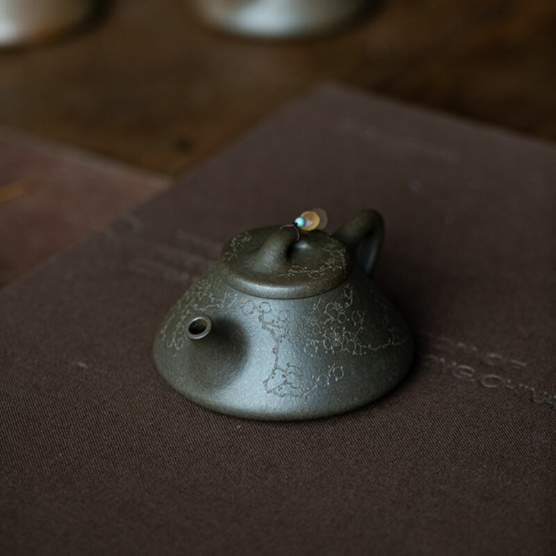 half-handmade-wood-fired-duanni-shi-piao-120ml-yixing-teapot-9