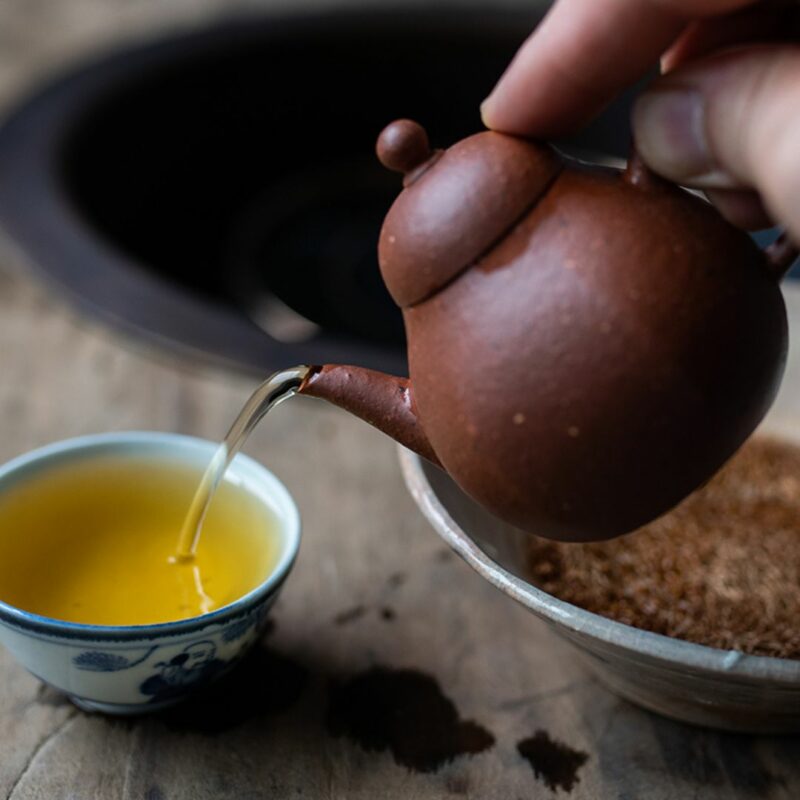 half-handmade-aged-zhuni-hexagonal-pear-105ml-yixing-teapot-5