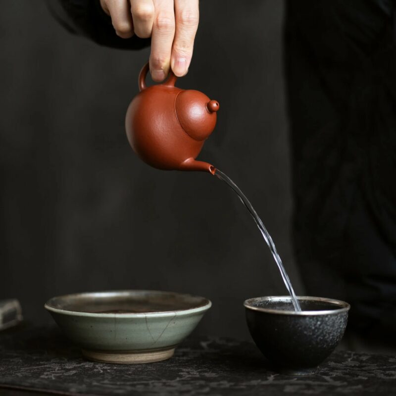 half-handmade-zhuni-tall-pear-120ml-yixing-teapot-5