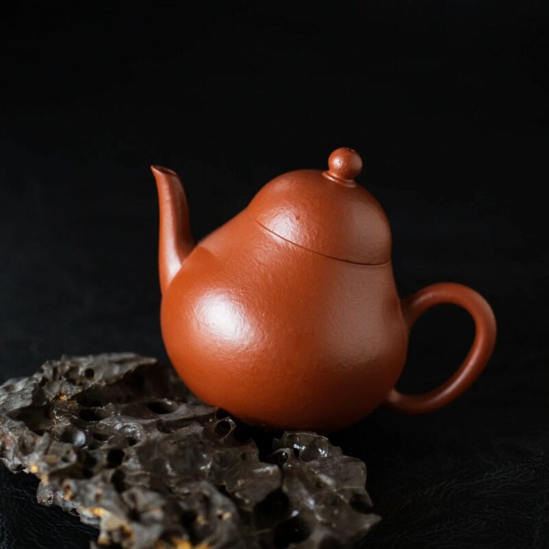 half-handmade-zhuni-tall-pear-120ml-yixing-teapot-7