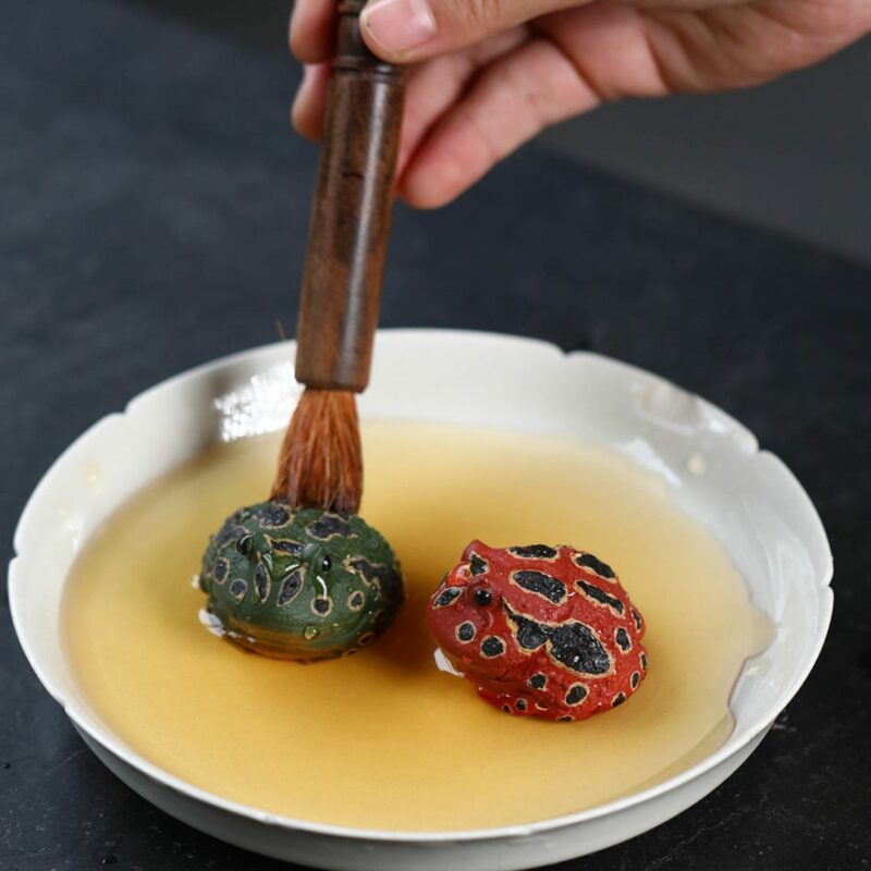 handmade-zisha-yixing-clay-horned-frog-tea-pet-10