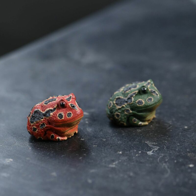 handmade-zisha-yixing-clay-horned-frog-tea-pet-5