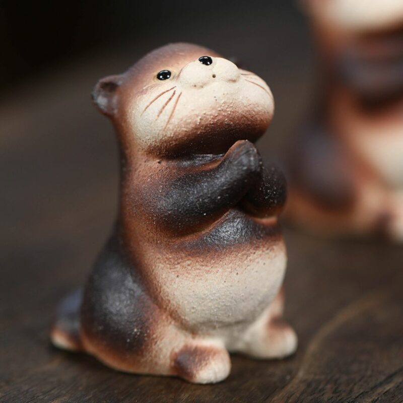 handmade-zisha-yixing-clay-otter-tea-pet-5