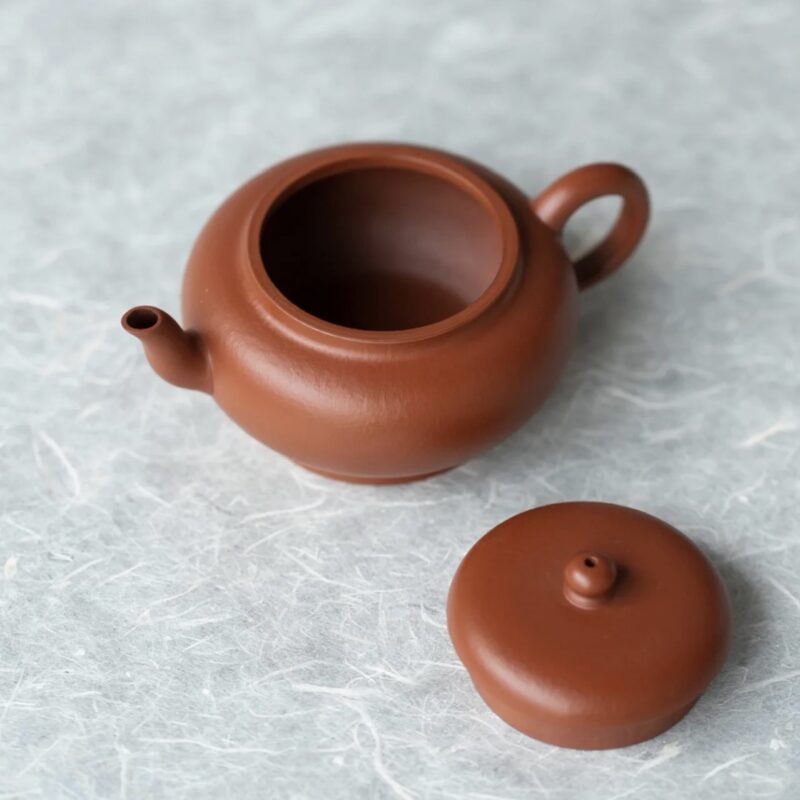 half-handmade-zhuni-bian-deng-120ml-yixing-teapot-1