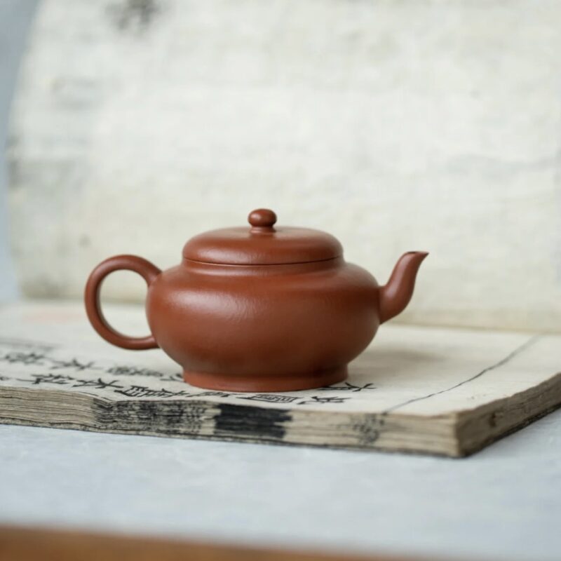 half-handmade-zhuni-bian-deng-120ml-yixing-teapot-5