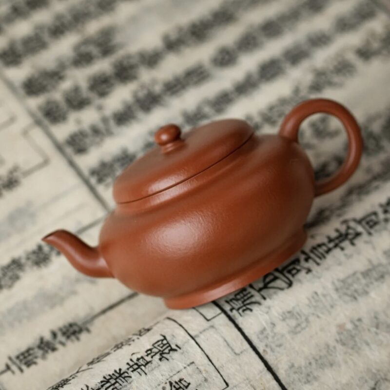 half-handmade-zhuni-bian-deng-120ml-yixing-teapot-6