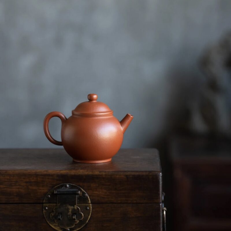 half-handmade-zhuni-ju-lun-zhu-120ml-yixing-teapot-3