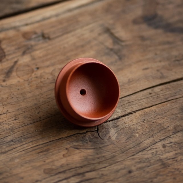half-handmade-zhuni-mini-pan-hu-yixing-teapot-13