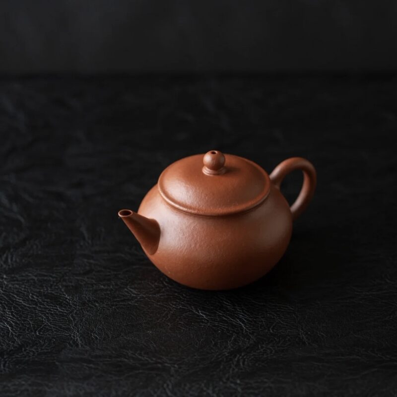 half-handmade-zhuni-shui-ping-100ml-yixing-teapot-7