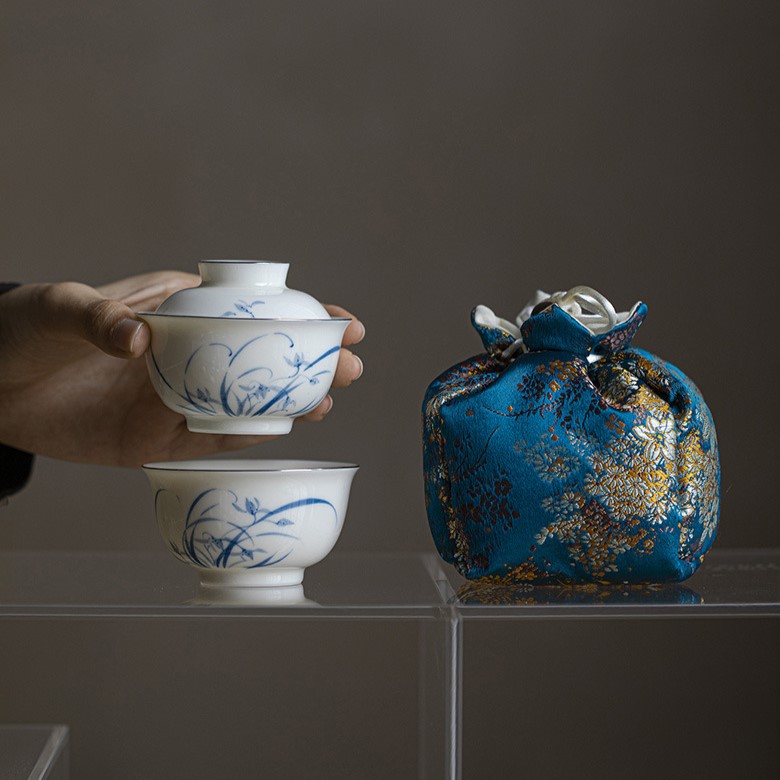 qinghua-white-porcelain-orchid-100ml-tea-set-1