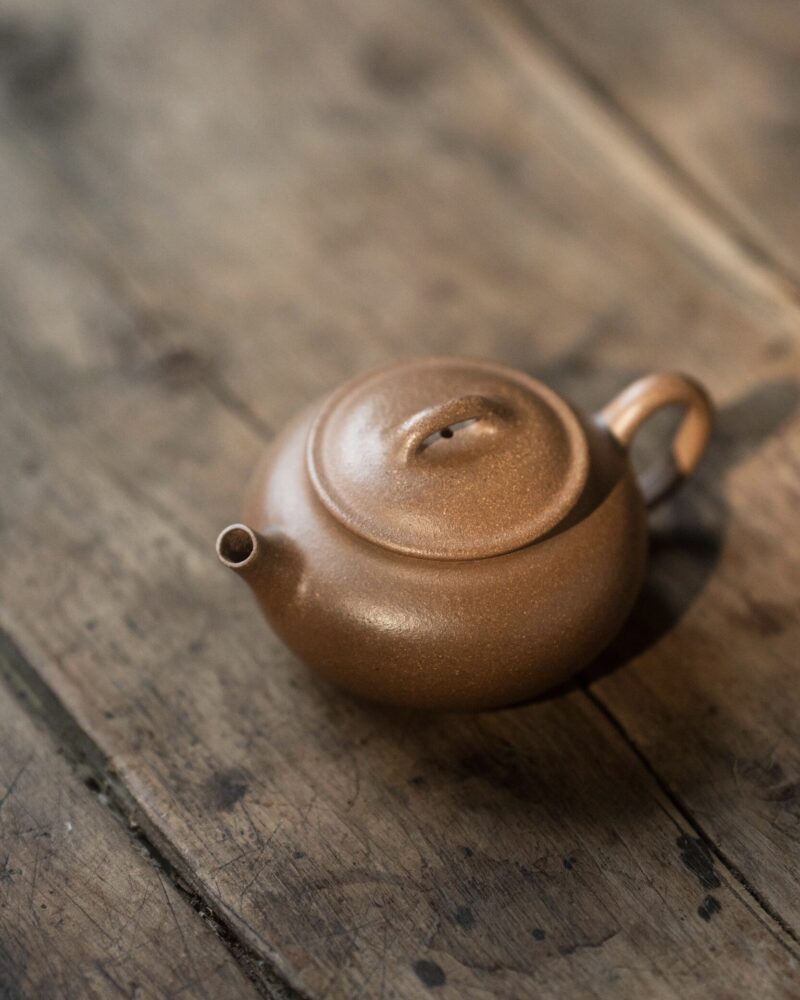 half-handmade-aged-duanni-tang-po-80ml-yixing-teapot-4