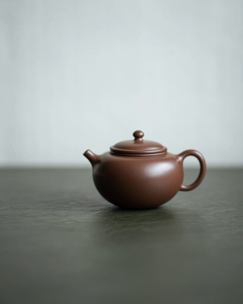 half-handmade-aged-zini-gong-zhu-160ml-yixing-teapot-1