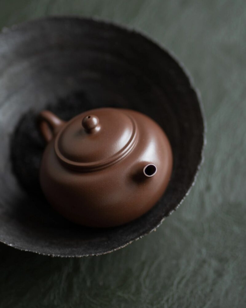 half-handmade-aged-zini-gong-zhu-160ml-yixing-teapot-2
