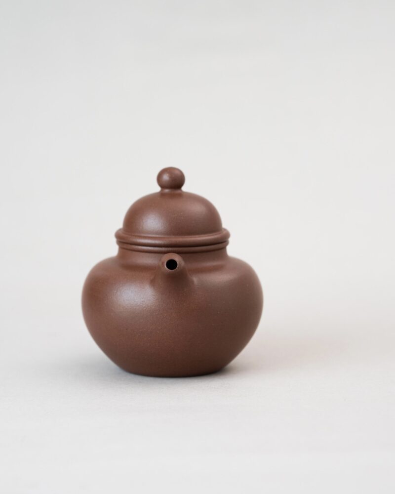 half-handmade-di-cao-qing-shou-zhen-duo-qiu-180ml-yixing-teapot-9