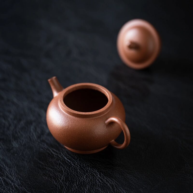 half-handmade-jiang-po-ni-ju-lun-120ml-yixing-teapot-14