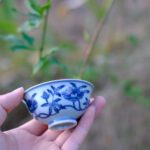 Fully Hand-Painted Qinghua Ceramics Twined Qiu Kui 80ml Host Tea Cup